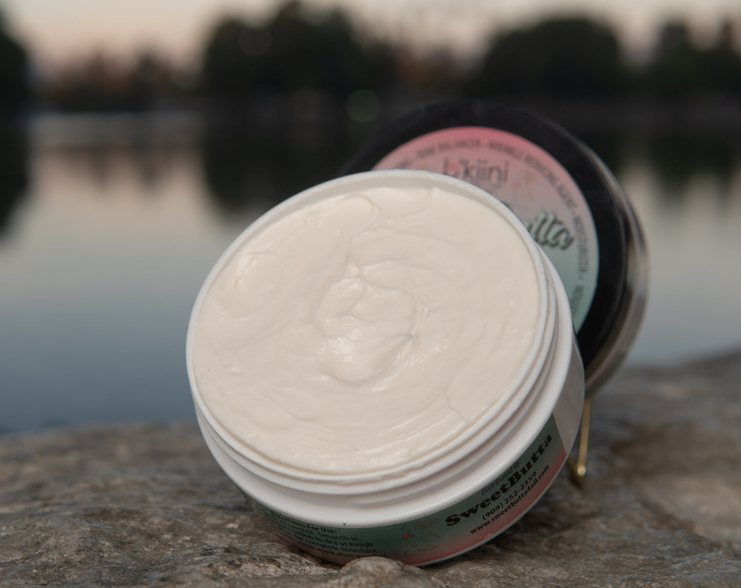 Rich creamy texture of Sweetbutta Creme shea body butter – hydrates, softens, and restores skin